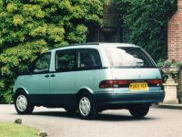 Toyota Previa (1998) - picture 2 of 4