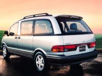 Toyota Previa (1998) - picture 3 of 4