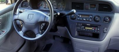 Honda Odyssey (1999) - picture 12 of 12