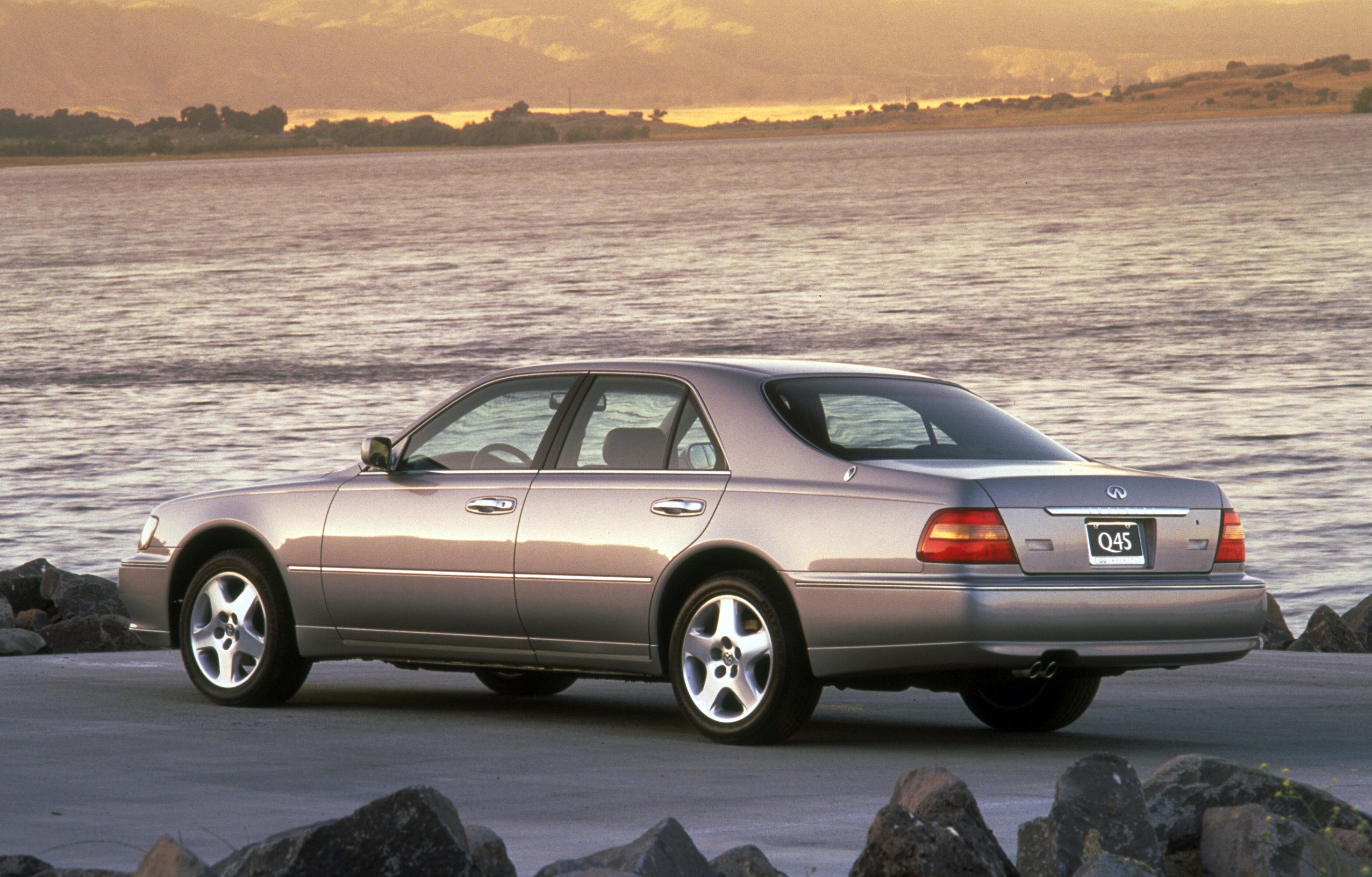 Infiniti Q45