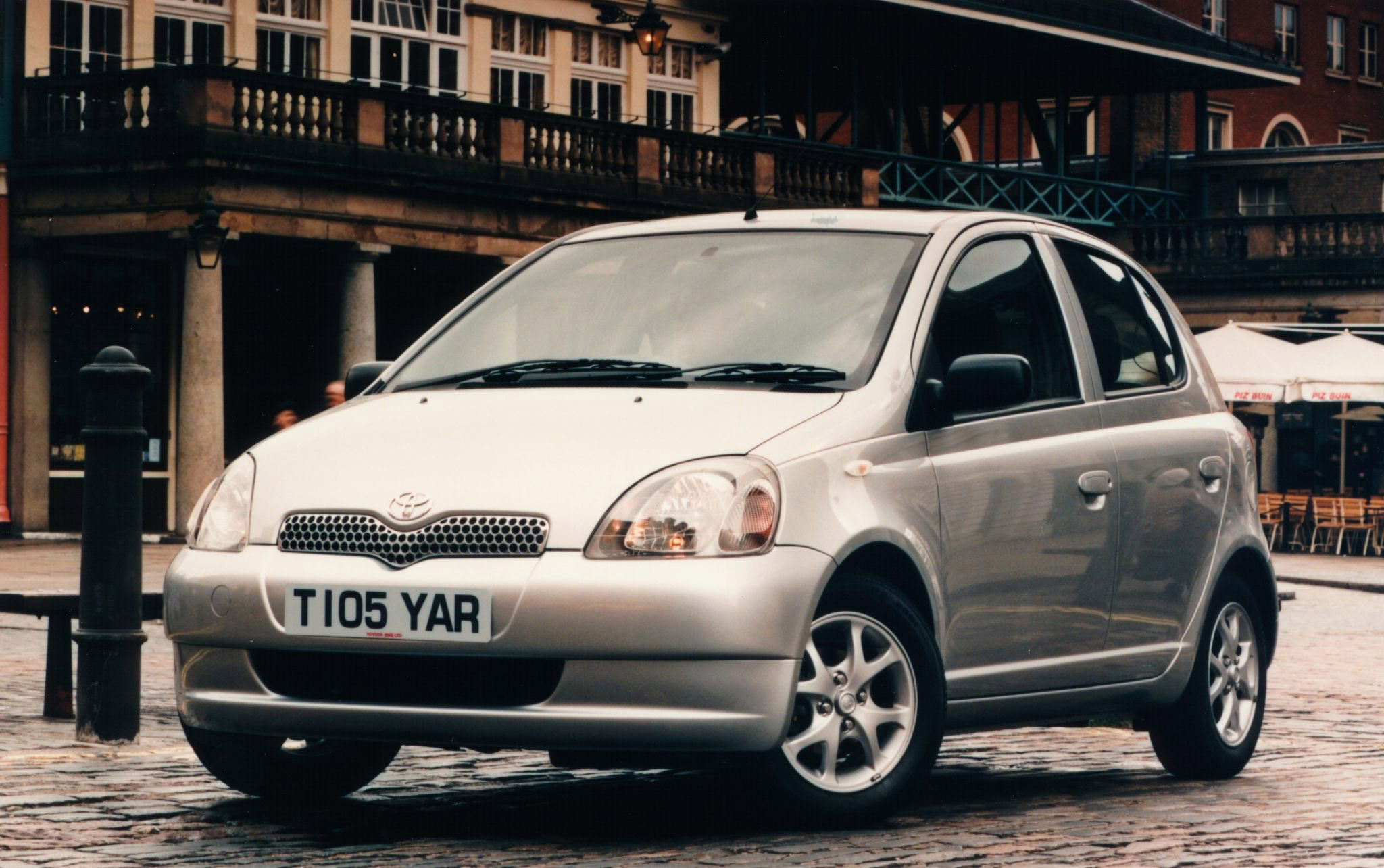 1999 Toyota Yaris - Picture 14 of 24 - #76742 2048x1284