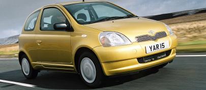Toyota Yaris (1999) - picture 12 of 24