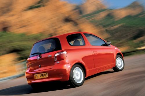 Toyota Yaris (1999) - picture 9 of 24