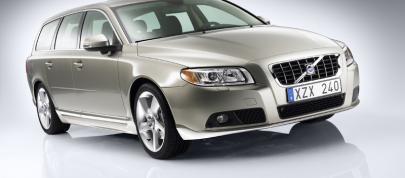 Volvo V70 and S80 (2009) - picture 4 of 6