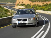Volvo V70 and S80 (2009) - picture 3 of 6