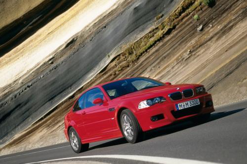 BMW M3 E46 (2000) - picture 1 of 3