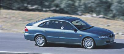 Mazda 626 (2000) - picture 7 of 23