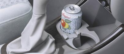 Mazda 626 (2000) - picture 20 of 23