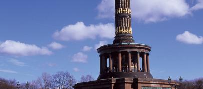 Mazda Demio (2000) - picture 12 of 21