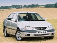 Toyota Avensis (2000)