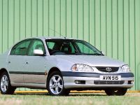 Toyota Avensis (2000) - picture 2 of 10