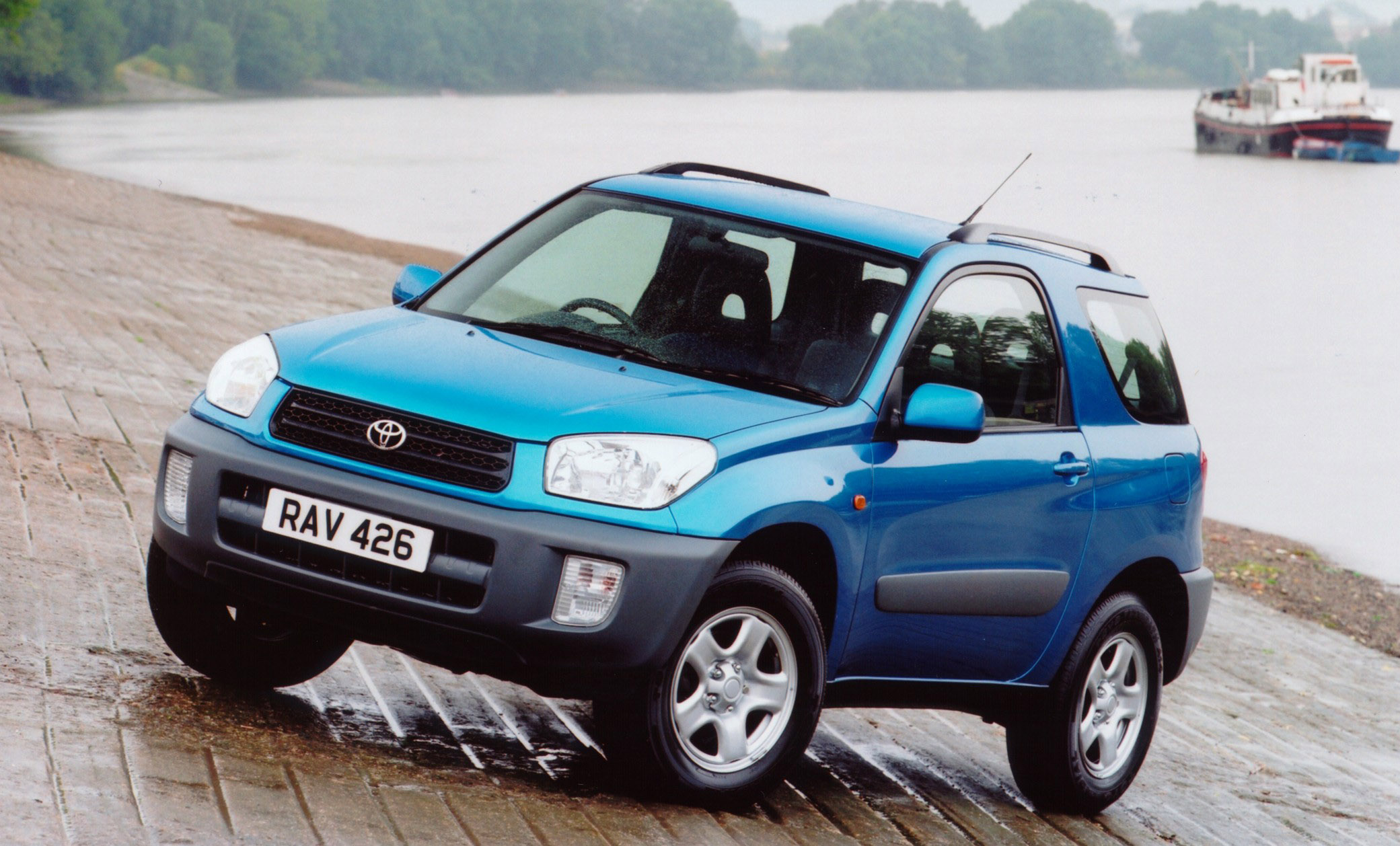 Toyota  RAV4