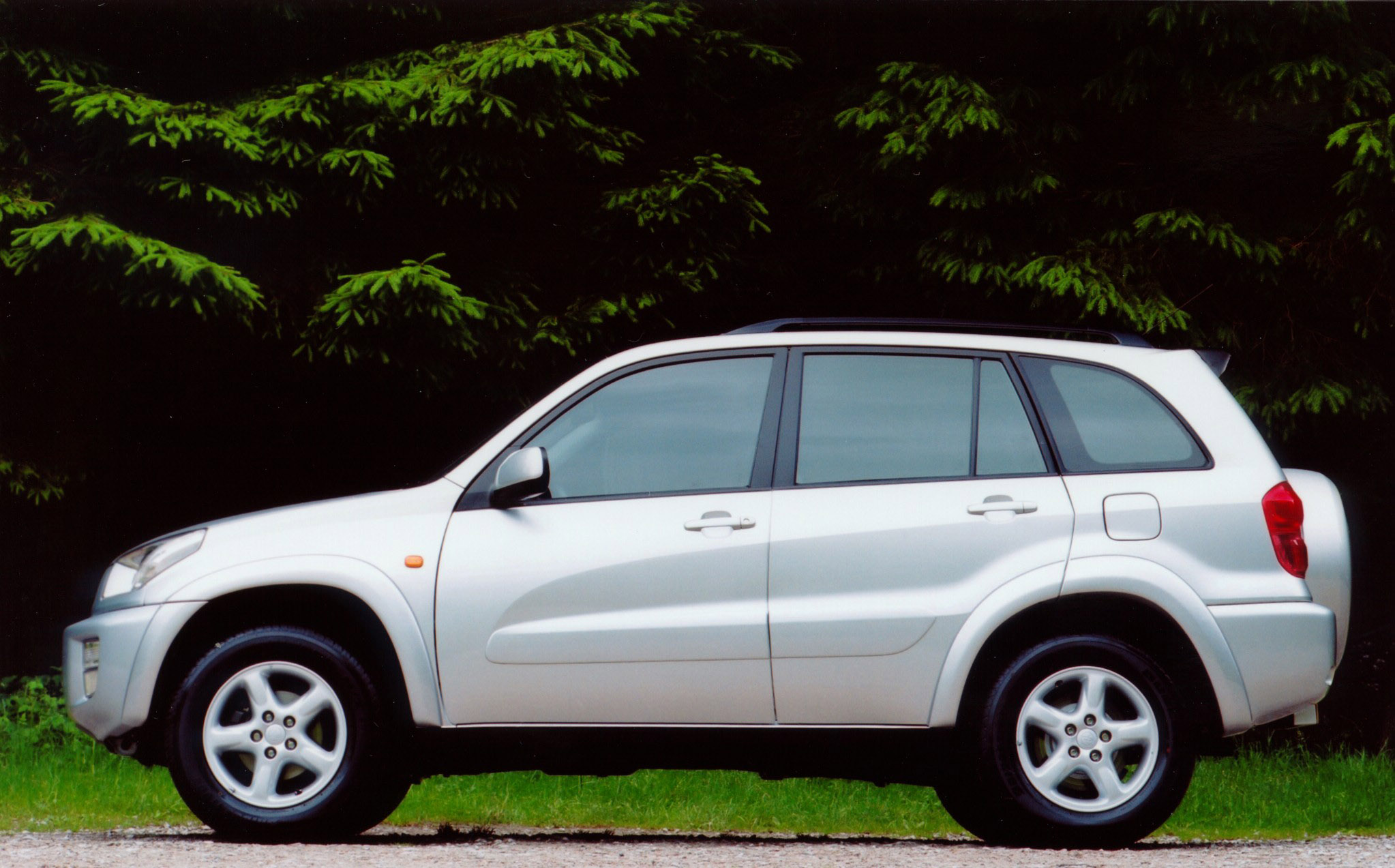 Toyota  RAV4