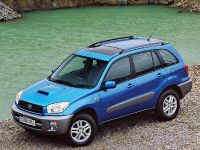 Toyota  RAV4 (2000) - picture 5 of 18