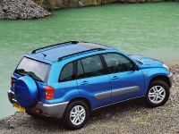 Toyota  RAV4 (2000)
