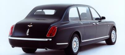 Bentley State Limousine (2001) - picture 4 of 4