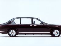 Bentley State Limousine (2001) - picture 3 of 4