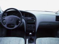 Hyundai Elantra GLS (2001)