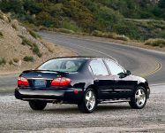 Infiniti I30 (2001) - picture 2 of 2
