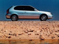 Toyota Corolla (2001) - picture 6 of 6