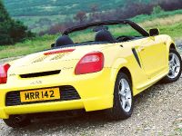 Toyota MR2 Roadster (2001) - picture 3 of 3
