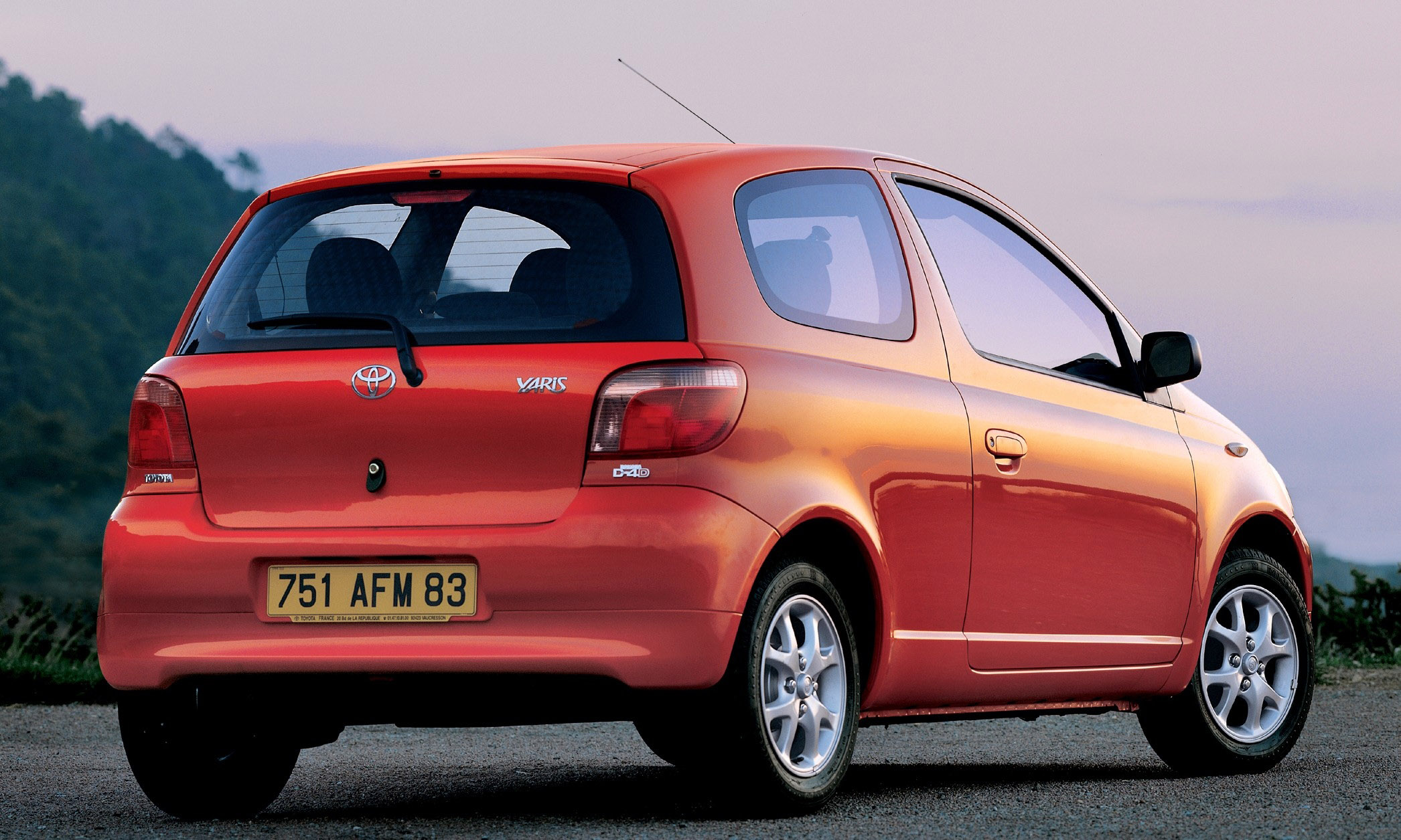 Toyota Yaris T Sport 2001 Picture 5 Of 13