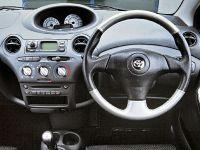 Toyota Yaris T Sport (2001) - picture 13 of 13