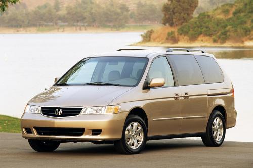 Honda Odyssey (2002) - picture 1 of 16