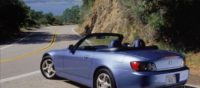 Honda S2000 (2002) - picture 4 of 6