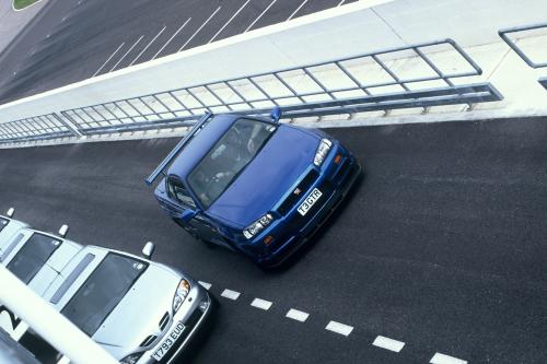 Nissan Skyline GT-R R34 (2002) - picture 8 of 15