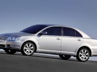 Toyota Avensis (2002) - picture 2 of 4