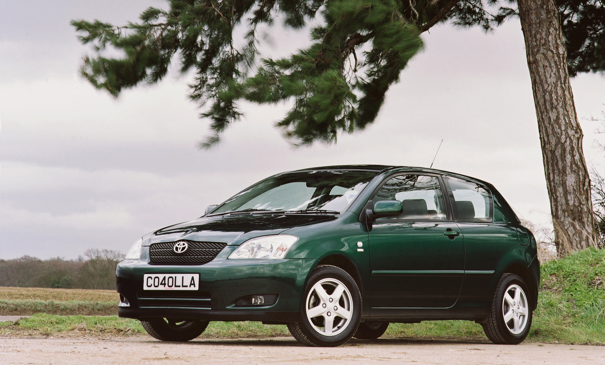 Тойота королла е120 хэтчбек. Toyota Corolla (2004-2006) хэтчбек. Toyota Corolla 2004 хэтчбек. Toyota Corolla 2006 хэтчбек. Toyota Corolla 120 хэтчбек 2002-2004.