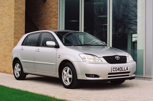 Toyota Corolla (2002) - picture 9 of 33