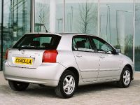 Toyota Corolla (2002) - picture 10 of 33