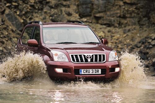 Toyota Land Cruiser 3-door (2002) - picture 1 of 5