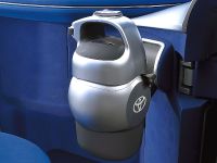 Toyota p.o.d (2002) - picture 10 of 11