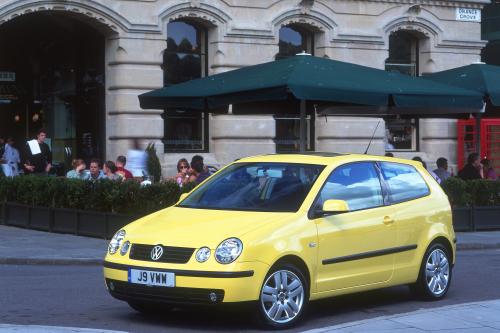 Volkswagen Polo (2002) - picture 9 of 17