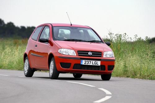 Fiat Punto (2003) - picture 9 of 18