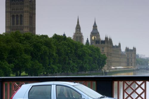 Fiat Punto (2003) - picture 16 of 18