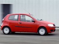 Fiat Punto (2003) - picture 10 of 18