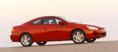 Honda Accord Coupe (2003) - picture 4 of 11