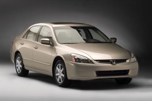 Honda Accord Sedan (2003) - picture 9 of 38