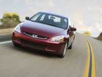 Honda Accord Sedan (2003) - picture 2 of 38
