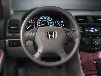 Honda Accord Sedan (2003) - picture 29 of 38