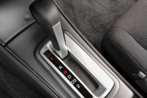 Honda Civic Coupe (2003) - picture 16 of 21