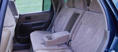 Honda CR-V (2003) - picture 28 of 54