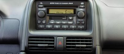 Honda CR-V (2003) - picture 44 of 54