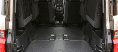 Honda Element EX (2003) - picture 60 of 72