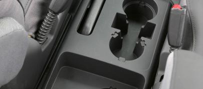 Honda Element EX (2003) - picture 68 of 72