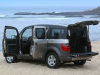 Honda Element EX (2003) - picture 38 of 72